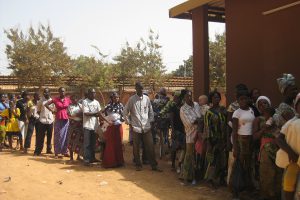 People line up to get MACV during the first mass vaccination campaign in Burkina Faso in 2010.