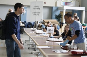 URI pharmacy students at dispensing clinic 